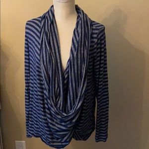 Danskin? Gray&navy long sleeve yoga wrap top, L/XL